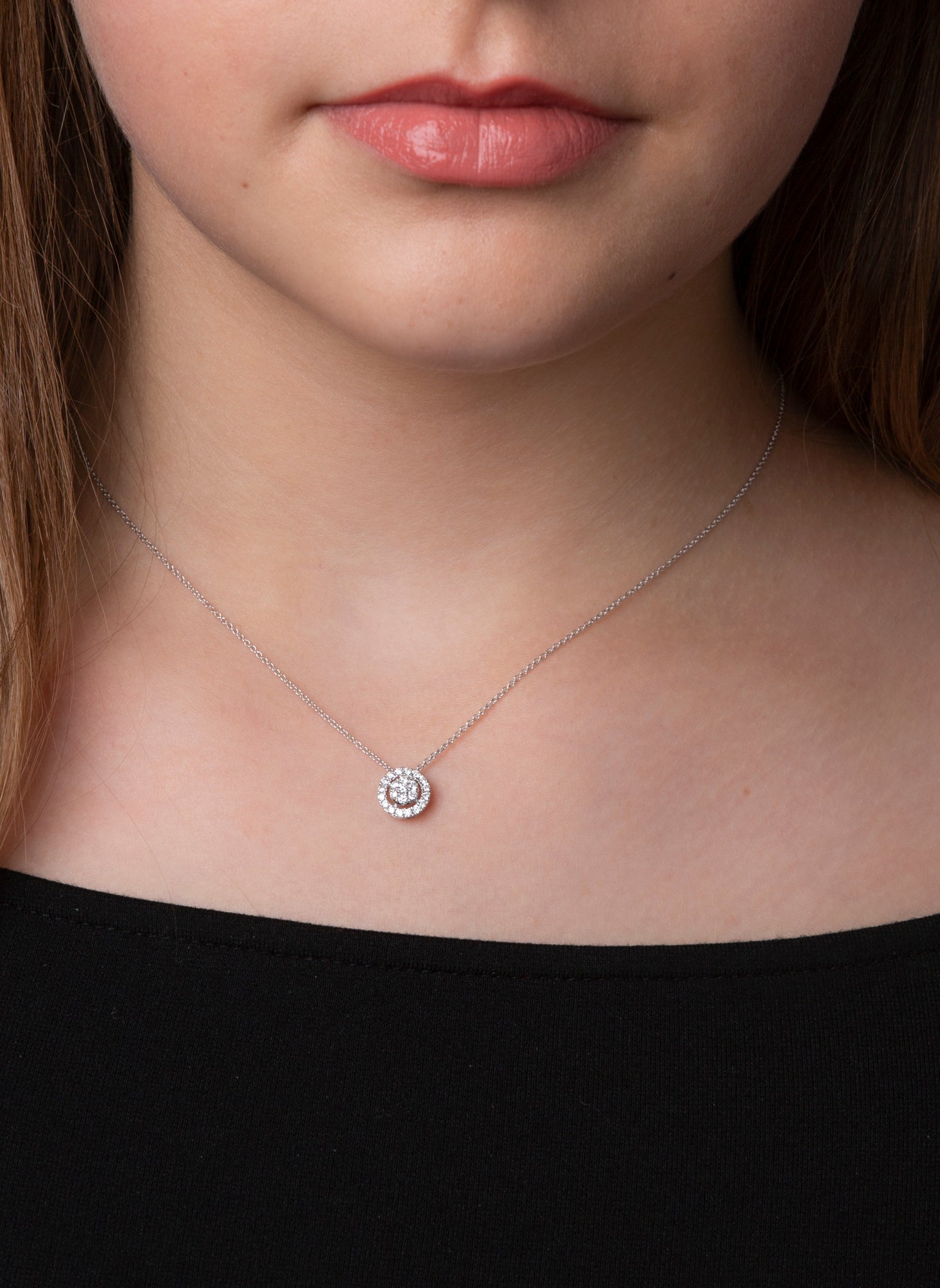 Illusion Classic Collier Weißgold 18kt 0,29ct